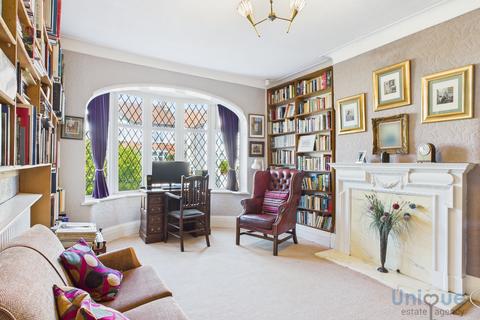 15 Devonshire Road, Lytham St Annes, FY8 2NU
