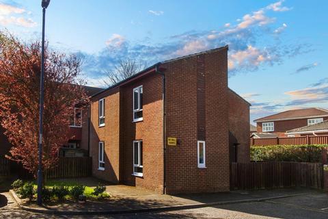 2 bedroom flat for sale, Cambo Place, Marden Estate