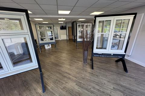 Retail property (high street) to rent, 301-305 Northfield Road, Harborne, Birmingham, B17 0TG