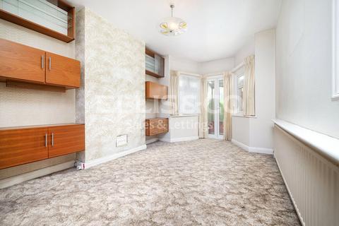 3 bedroom end of terrace house for sale, Hale Grove Gardens, Mill Hill, London, NW7