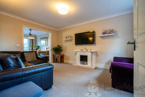 7 Forge Close, Old Buckenham, Attleborough, NR17 1RX