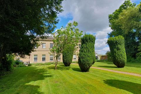 undefined, Castle Street, Calne SN11