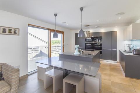 Seascape Chapel Hill, Porthtowan, Truro, TR4 8AS