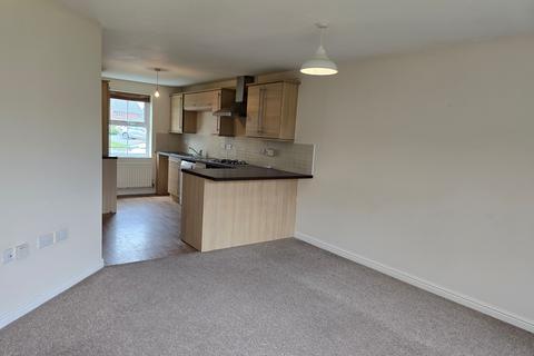 3 bedroom semi-detached house to rent, Thistle Drive, Desborough NN14