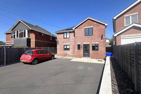 2 bedroom semi-detached house for sale, Winterbourne Road, Poole, BH15