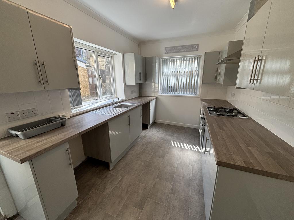 Three Bedroom Property in Penrhiwceiber