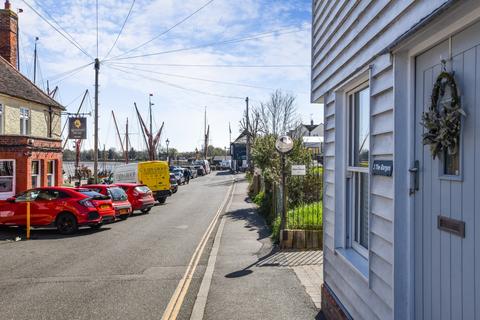 3 bedroom end of terrace house for sale, The Hythe, Maldon, Essex