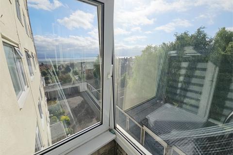 2 bedroom apartment for sale, Grand Drive, Leigh on sea, Leigh on sea,