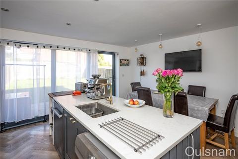 76 Highfield Road, Bromsgrove, B61 7BB
