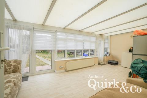 22 Willow Close, Canvey Island, SS8 9HQ