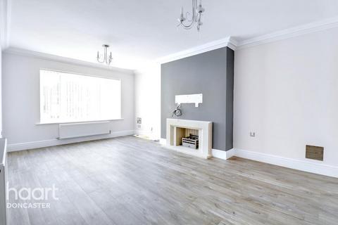 16 Centurion Fields, Doncaster, DN4 7EN