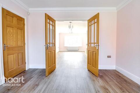 16 Centurion Fields, Doncaster, DN4 7EN