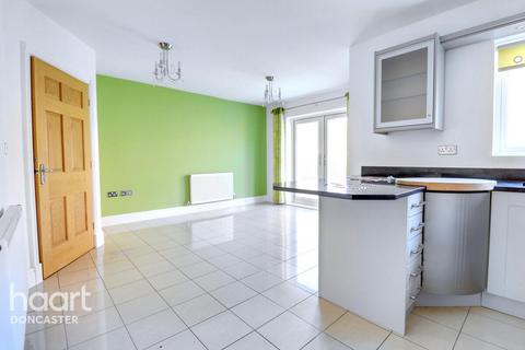 16 Centurion Fields, Doncaster, DN4 7EN