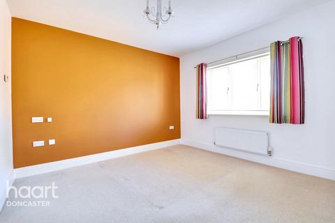 16 Centurion Fields, Doncaster, DN4 7EN