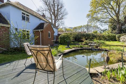 4 bedroom cottage for sale, Hook, Warsash, Southampton, Hampshire. SO31 9HH