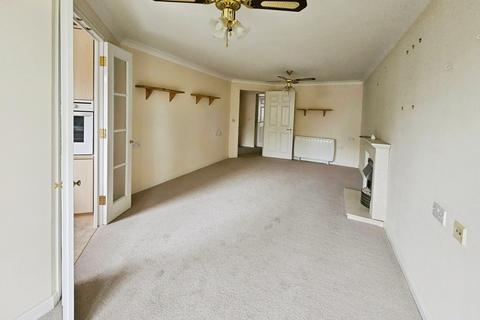 1 bedroom apartment for sale, Millfield Court, Crawley, West Sussex