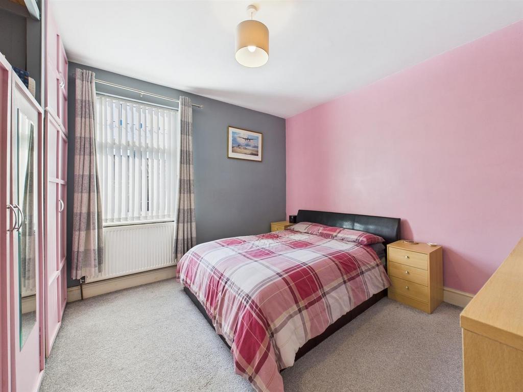 Bedroom: