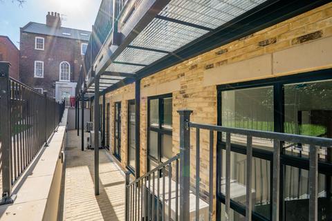 1 bedroom apartment for sale, Blossom Street, York