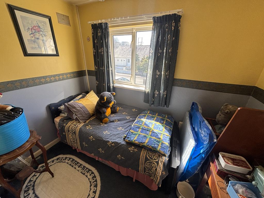 Rear bedroom 3