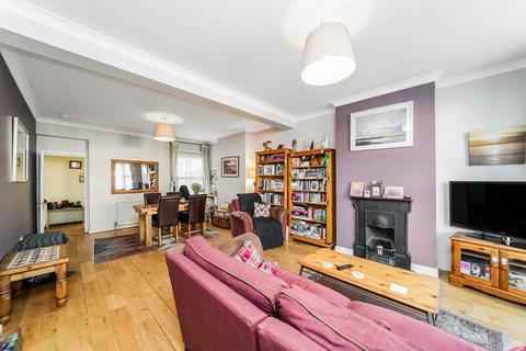 3 bedroom terraced house for sale, Baddow Road, Chelmsford CM2