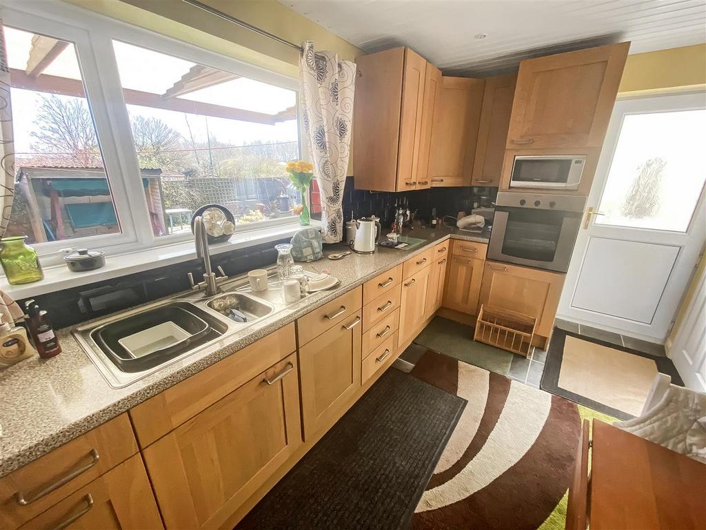 KItchen (2).jpg