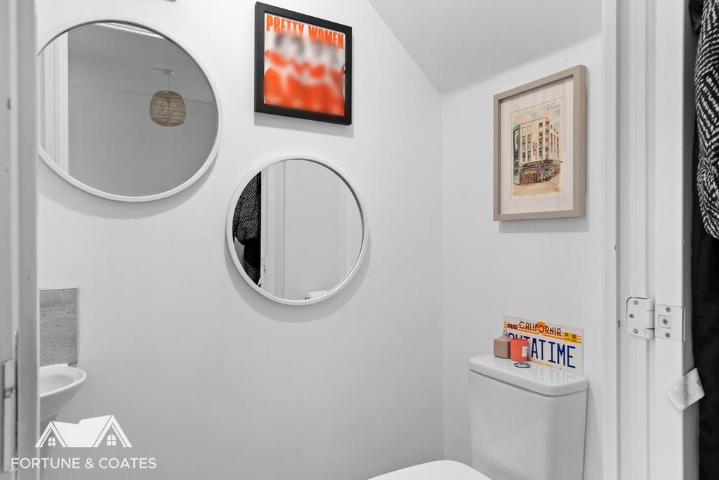 Maytree Crescent 10.jpg