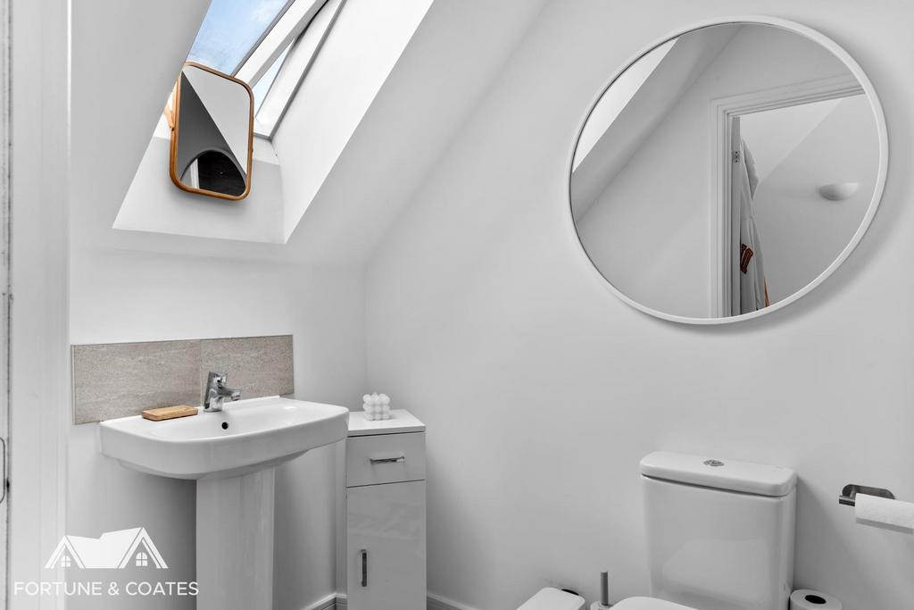 Maytree Crescent 27.jpg