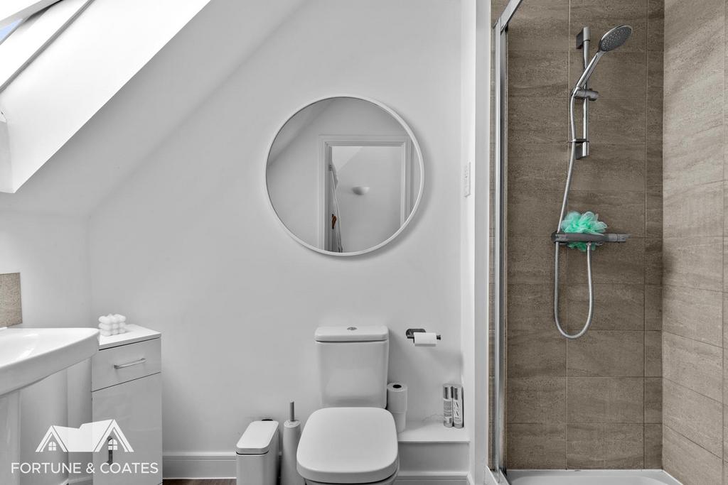 Maytree Crescent 28.jpg