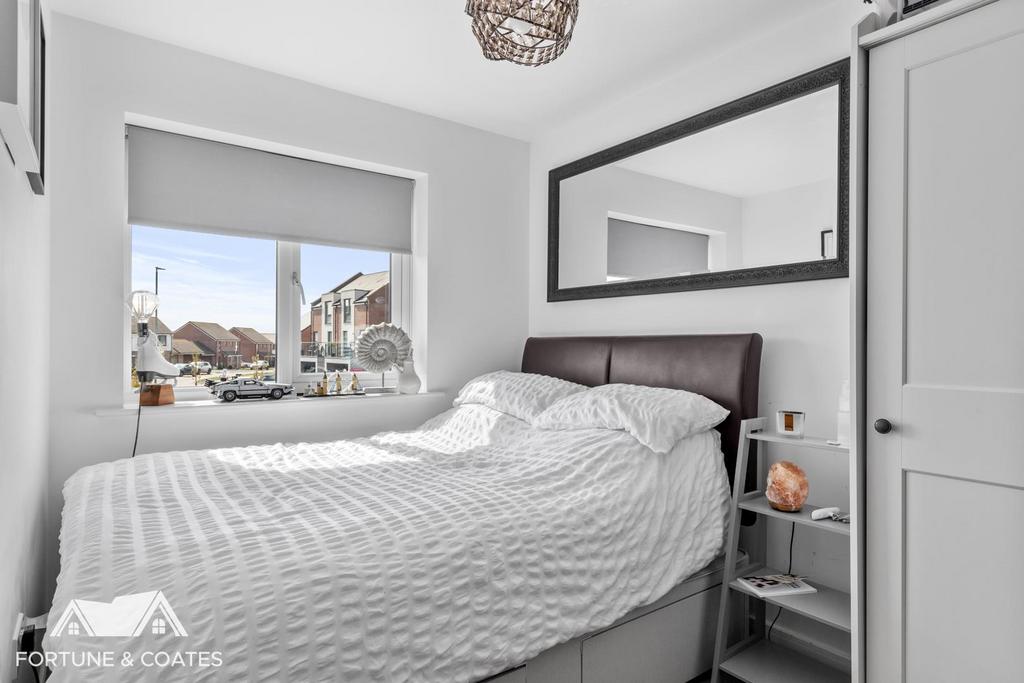 Maytree Crescent 19.jpg