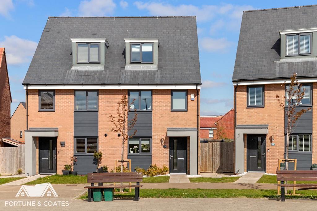 Maytree Crescent 31.jpg