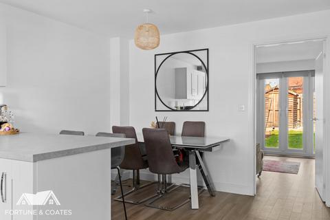 26 Maytree Crescent, Harlow, CM17 0FW