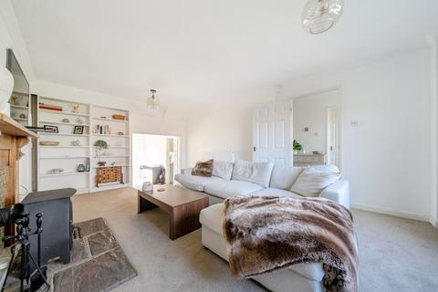 50 Carters Way, Wisborough Green, Billingshurst, RH14 0BY