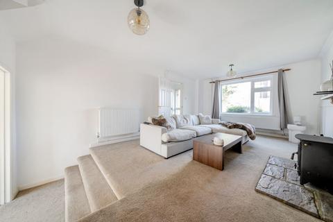 50 Carters Way, Wisborough Green, Billingshurst, RH14 0BY