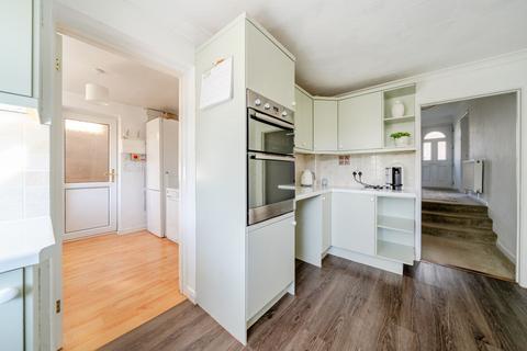 50 Carters Way, Wisborough Green, Billingshurst, RH14 0BY