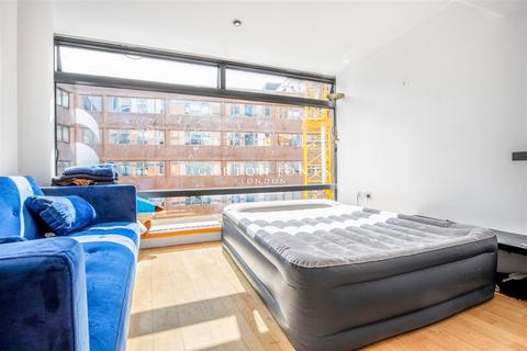 1 bedroom flat for sale, Parliament View, 1 Albert Embankment, Vauxhall, London SE1