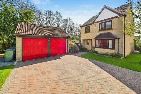4 bedroom house to rent, Badgers Way, Bradford