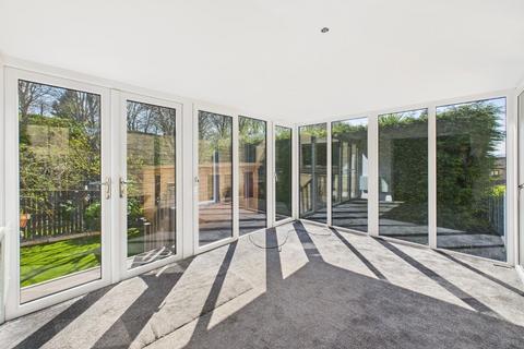 4 bedroom house to rent, Badgers Way, Bradford