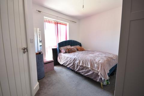 3 bedroom semi-detached house for sale, Copthorne, Crawley, West Sussex, RH10