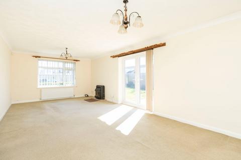 2 bedroom bungalow for sale, Bradford Road, Boston, PE21