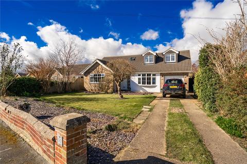 13 Lindsey Drive, Healing, Grimsby, DN41 7PA