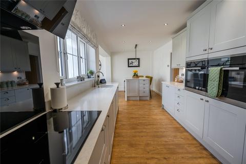 13 Lindsey Drive, Healing, Grimsby, DN41 7PA