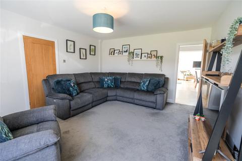 13 Lindsey Drive, Healing, Grimsby, DN41 7PA