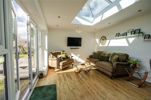 13 Lindsey Drive, Healing, Grimsby, DN41 7PA