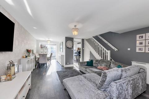 3 bedroom end of terrace house for sale, Swinburne Close, Royston SG8