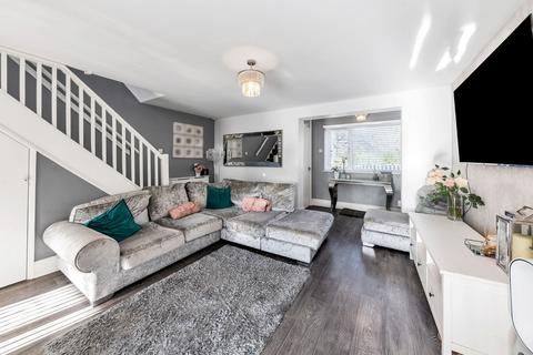 3 bedroom end of terrace house for sale, Swinburne Close, Royston SG8