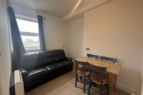 2 bedroom flat to rent, Hornsey Road, Islington, N19