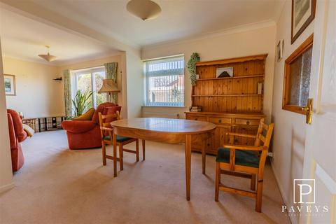 3 bedroom detached house for sale, The Pathway, Kirby Cross, Frinton-On-Sea