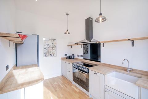2 bedroom flat for sale, Murrayfield Avenue, Edinburgh, EH12