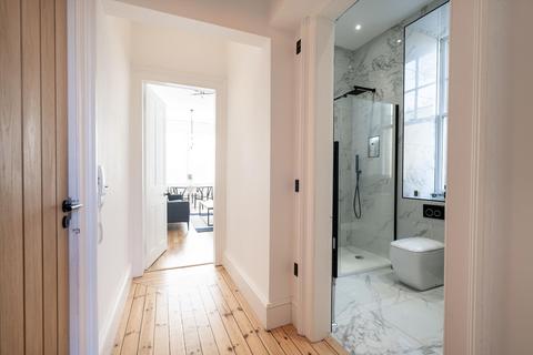2 bedroom flat for sale, Murrayfield Avenue, Edinburgh, EH12