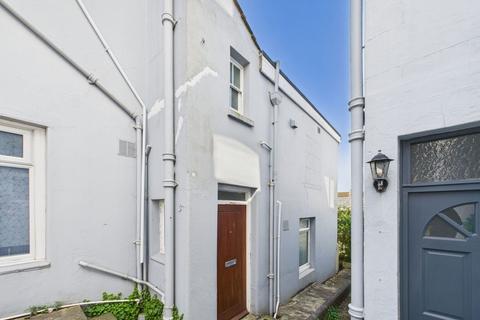 2 bedroom flat for sale, Finsbury Road, Brighton, BN2 9UU